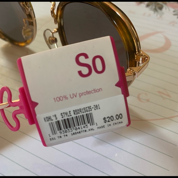 So sunglasses - Picture 3 of 3